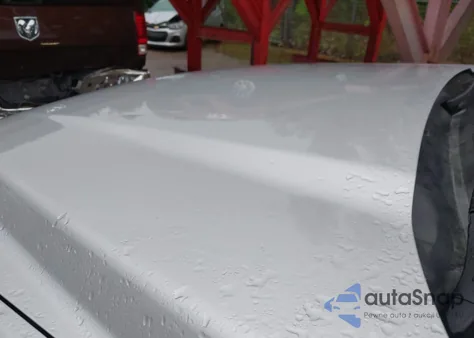 2015 Chevrolet Suburban 1500 Lt from USA, damaged, VIN 1GNSCJKC9FR617227